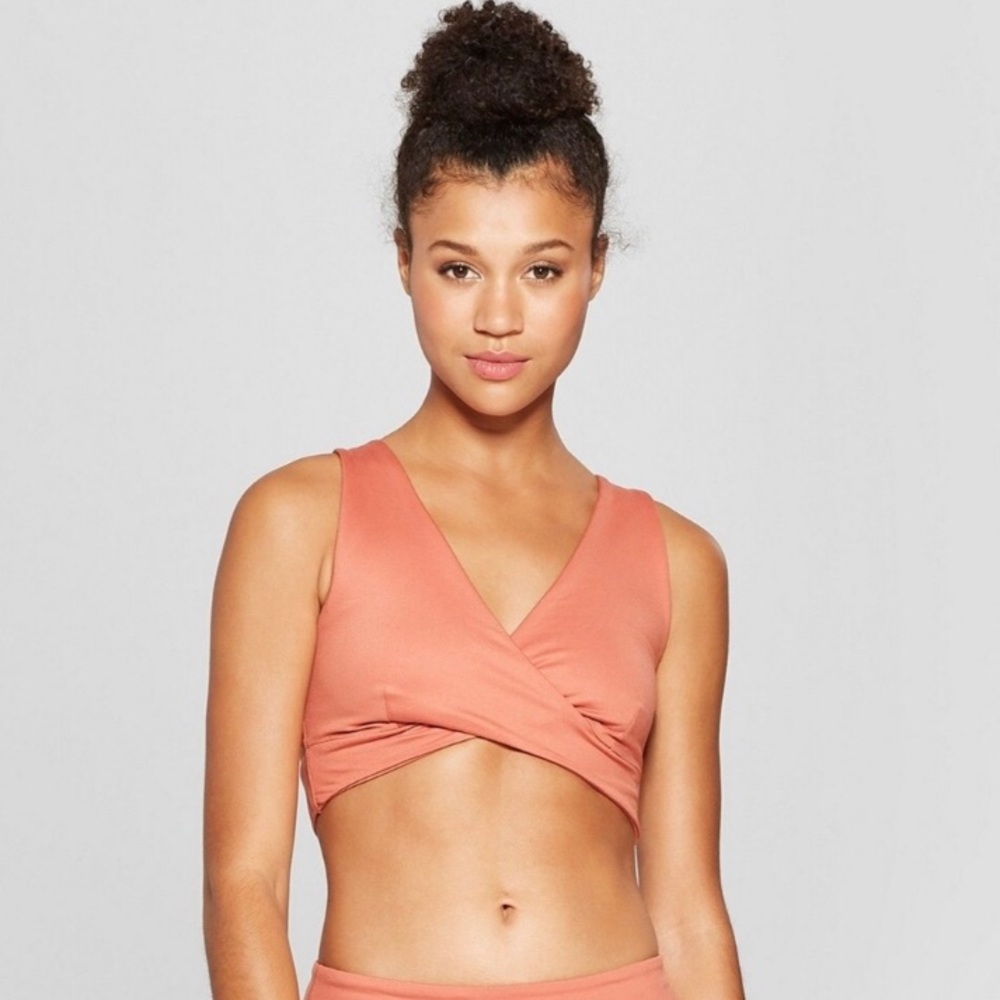 Joy Lab Twist Front Sports Bra